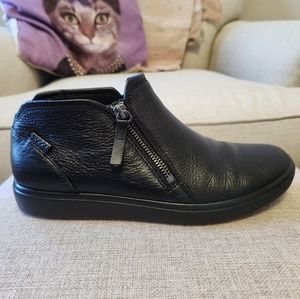 Ecco Soft 7 Side Zip Bootie